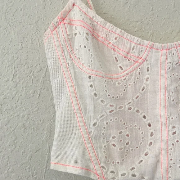 Intimately Free People White Boho Casual Eyelet Strappy Cami Tank Top XS NWOT - Picture 4 of 8